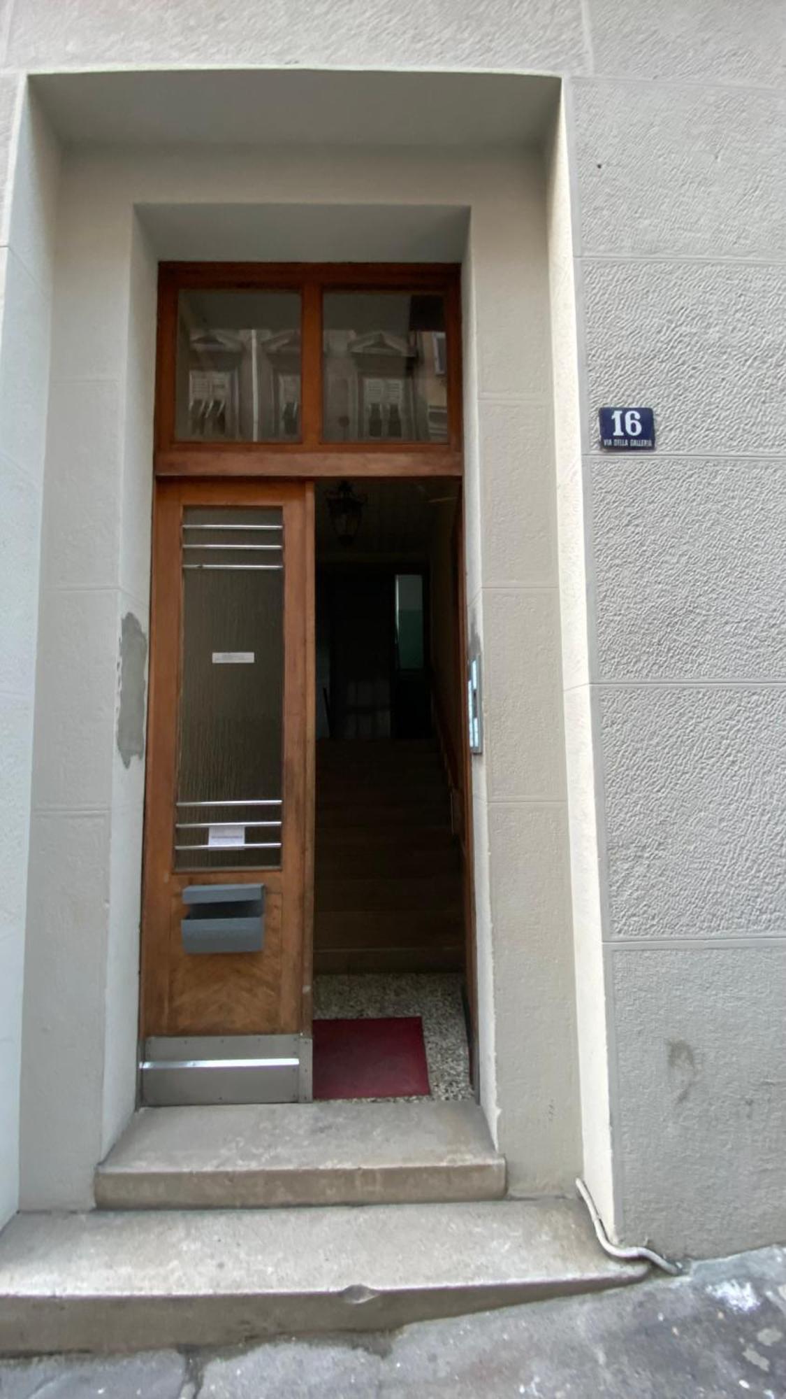 Dormire In Centro Trieste Studio Galleria 16 Εξωτερικό φωτογραφία