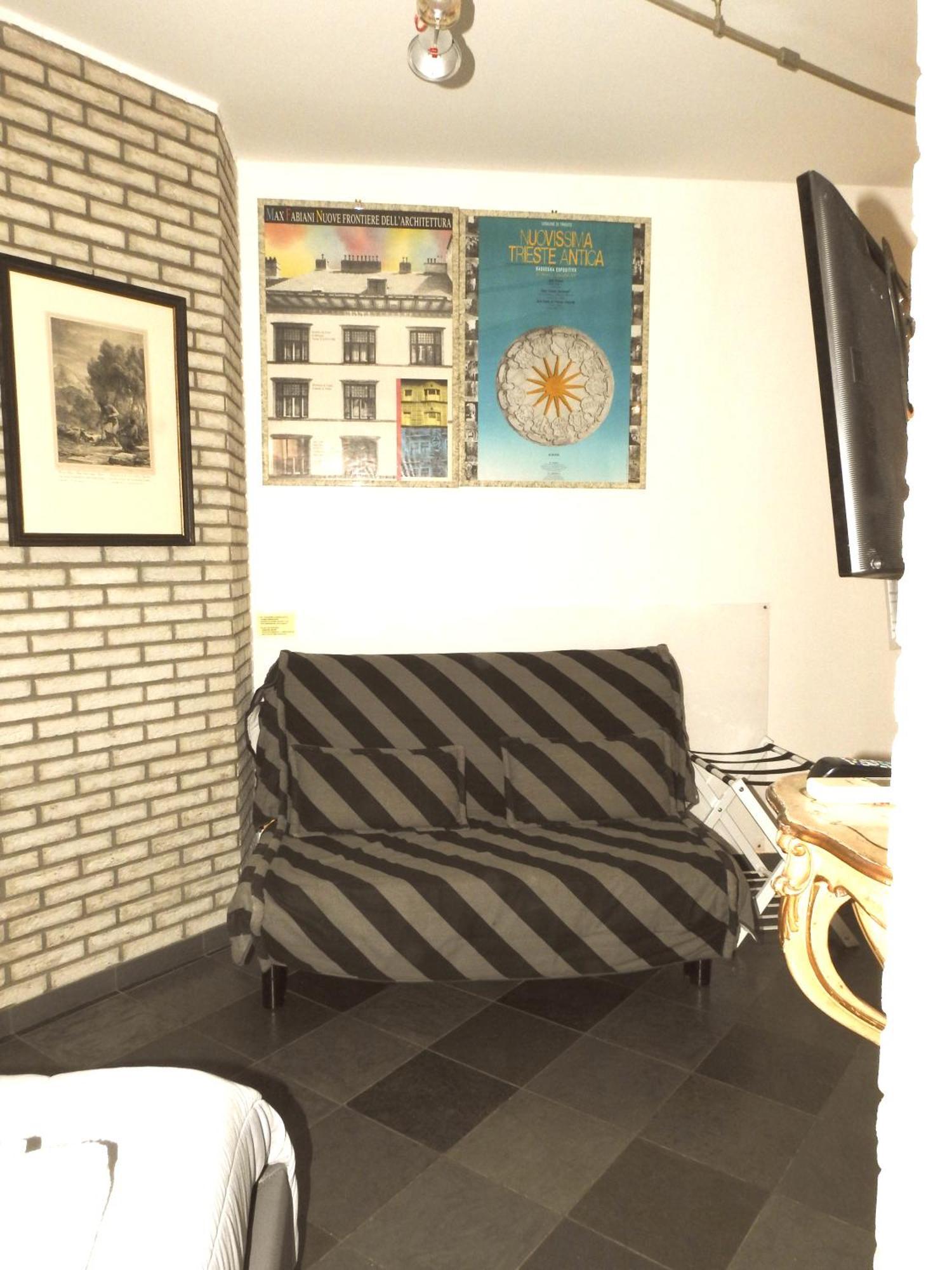 Dormire In Centro Trieste Studio Galleria 16 Εξωτερικό φωτογραφία